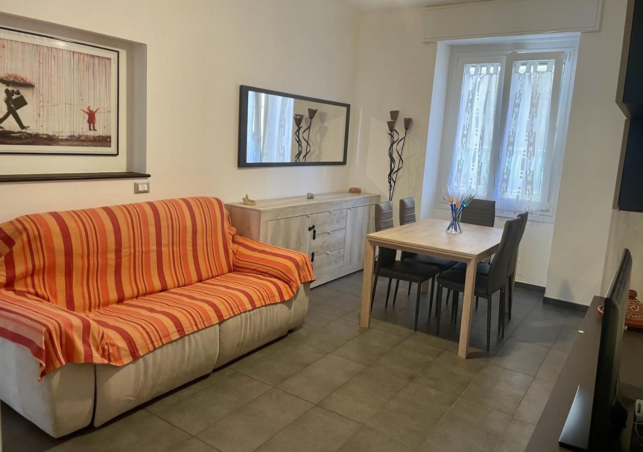 Il Nido Di Alice Apartment Chiavari Luaran gambar