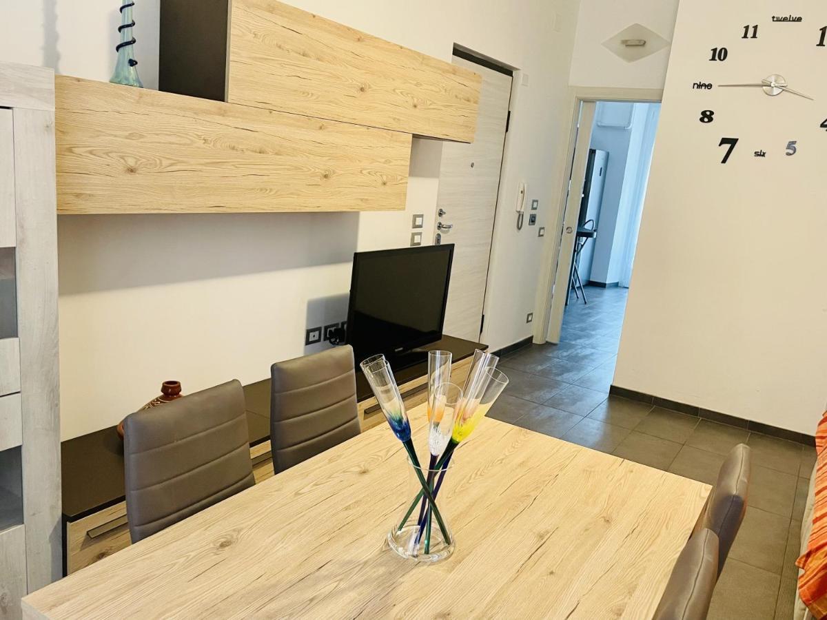 Il Nido Di Alice Apartment Chiavari Luaran gambar